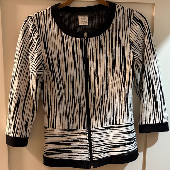 Papillon Blanc Striped Black and White Cotton Jacket (3/4 sleeve) - Picture 1 of 8